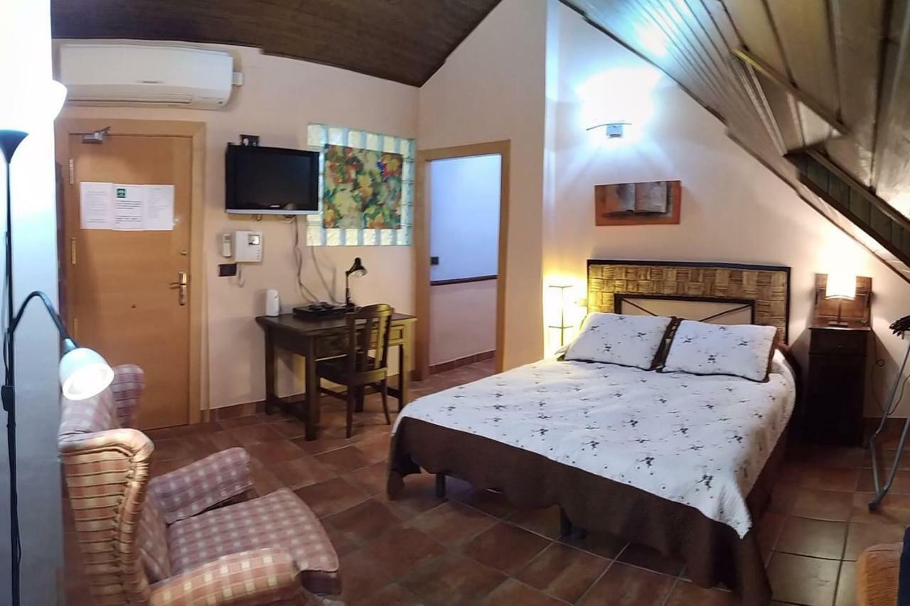 -4-Mejor Que En Casa, Centro Historico De Ubeda Apartment Luaran gambar