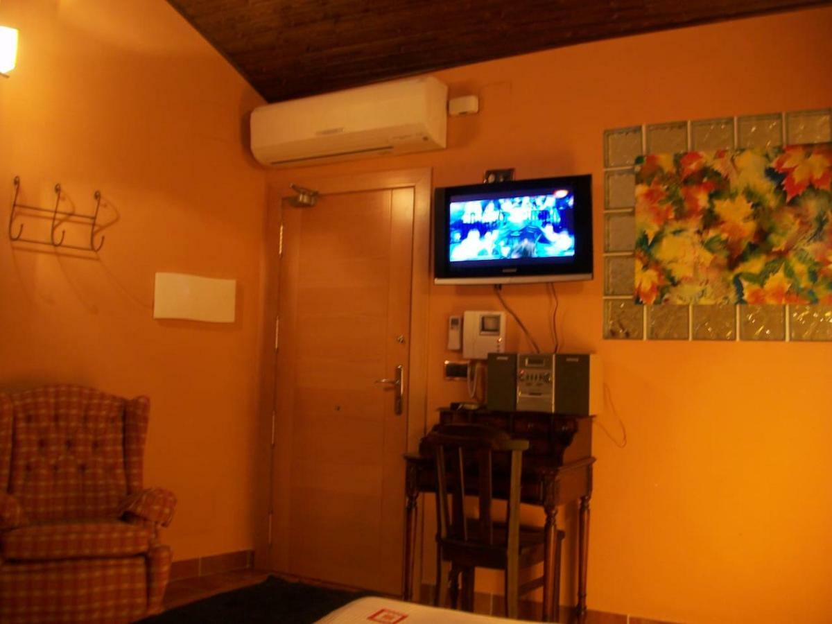 -4-Mejor Que En Casa, Centro Historico De Ubeda Apartment Luaran gambar